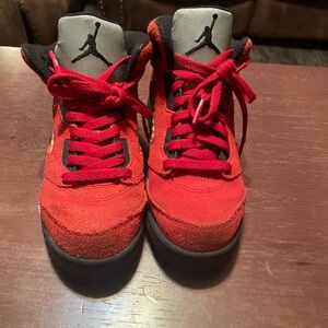 Jordan Kids Sneakers in Vibrant Red and Black